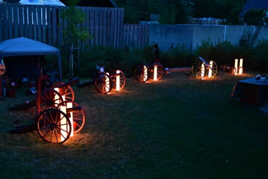 Vereinskanonen auf dem Festplatz